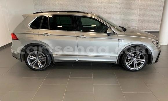 Acheter Occasion Voiture Volkswagen Golf R Beige à Mbabane, Manzini Acheter Occasion Voiture Volkswagen Golf R Beige à Mbabane, Manzini