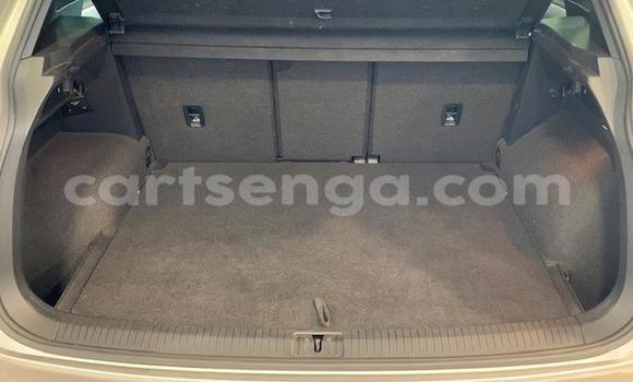 Acheter Occasion Voiture Volkswagen Golf R Beige à Mbabane, Manzini Acheter Occasion Voiture Volkswagen Golf R Beige à Mbabane, Manzini