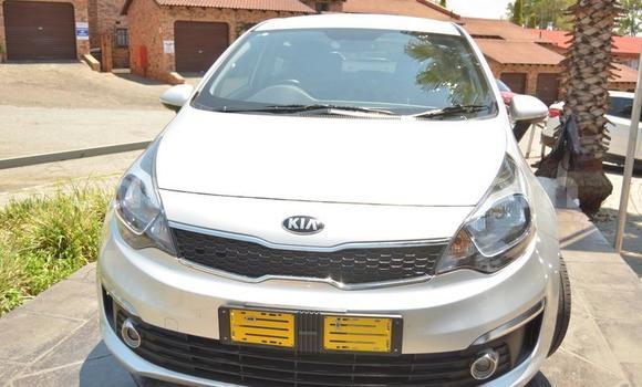 Buy Used Kia Rio Silver Car in Bhunya in Manzini Buy Used Kia Rio Silver Car in Bhunya in Manzini