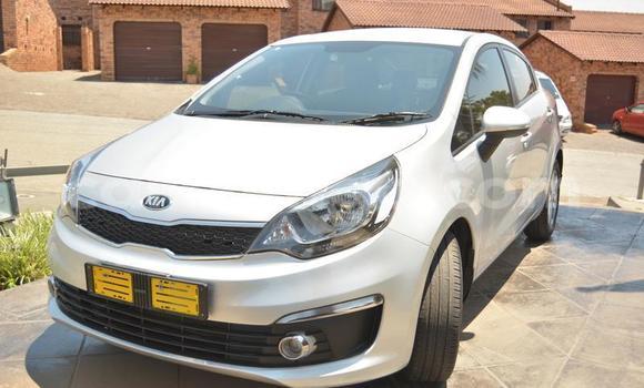 Buy Used Kia Rio Silver Car in Bhunya in Manzini Buy Used Kia Rio Silver Car in Bhunya in Manzini