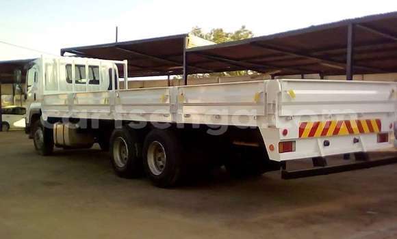 Acheter Occasion Utilitaire Isuzu FTR 850 Blanc à Ezulwini, Hhohho Acheter Occasion Utilitaire Isuzu FTR 850 Blanc à Ezulwini, Hhohho