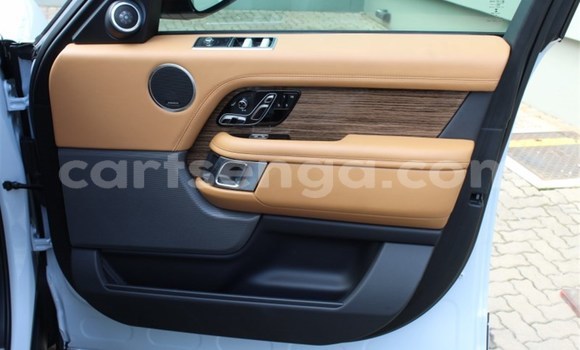 Buy Used Land Rover Range Rover White Car in Ezulwini in Hhohho Buy Used Land Rover Range Rover White Car in Ezulwini in Hhohho