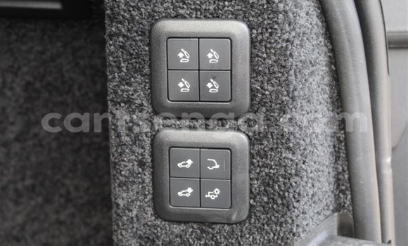 Buy Used Land Rover Range Rover White Car in Ezulwini in Hhohho Buy Used Land Rover Range Rover White Car in Ezulwini in Hhohho