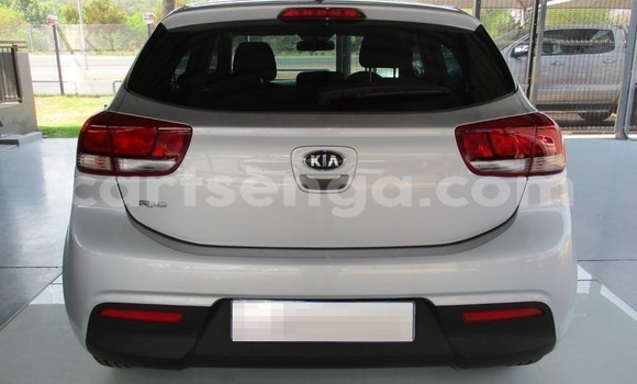 Buy Used Kia Rio Silver Car in Bhunya in Manzini Buy Used Kia Rio Silver Car in Bhunya in Manzini