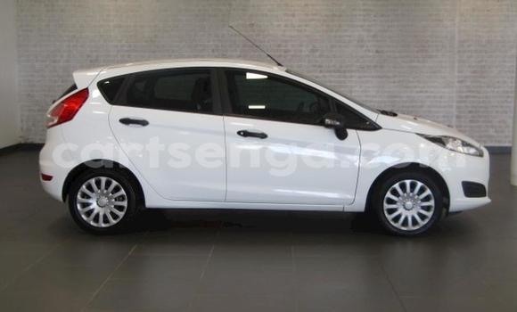 Acheter Occasion Voiture Ford Fiesta Blanc à Mbabane, Manzini Acheter Occasion Voiture Ford Fiesta Blanc à Mbabane, Manzini