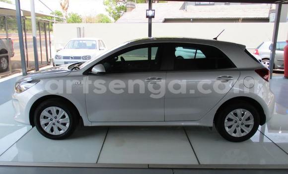 Buy Used Kia Rio Silver Car in Bhunya in Manzini Buy Used Kia Rio Silver Car in Bhunya in Manzini
