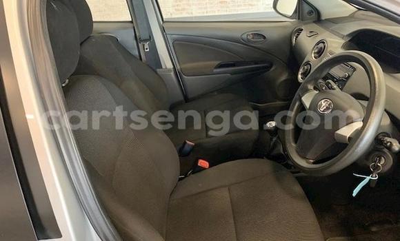 Acheter Occasion Voiture Toyota Etios Gris à Mbabane, Manzini Acheter Occasion Voiture Toyota Etios Gris à Mbabane, Manzini
