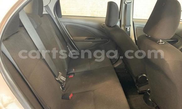 Acheter Occasion Voiture Toyota Etios Gris à Mbabane, Manzini Acheter Occasion Voiture Toyota Etios Gris à Mbabane, Manzini