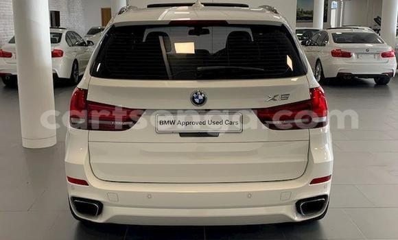 Acheter Occasion Voiture BMW X5 M Blanc à Mbabane, Manzini Acheter Occasion Voiture BMW X5 M Blanc à Mbabane, Manzini