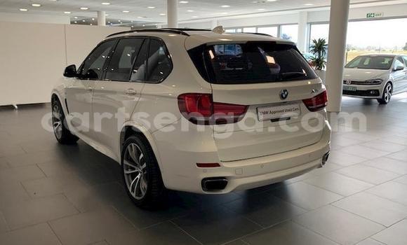 Acheter Occasion Voiture BMW X5 M Blanc à Mbabane, Manzini Acheter Occasion Voiture BMW X5 M Blanc à Mbabane, Manzini
