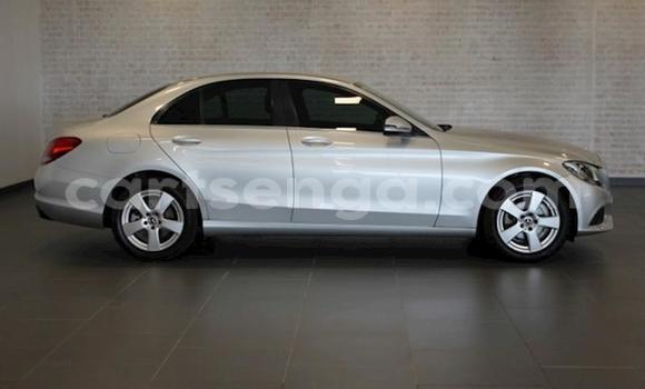 Acheter Occasion Voiture Mercedes‒Benz C–Class Gris à Mbabane, Manzini Acheter Occasion Voiture Mercedes‒Benz C–Class Gris à Mbabane, Manzini