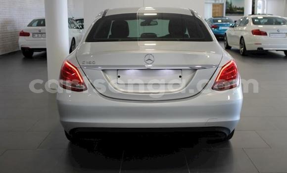 Acheter Occasion Voiture Mercedes‒Benz C–Class Gris à Mbabane, Manzini Acheter Occasion Voiture Mercedes‒Benz C–Class Gris à Mbabane, Manzini