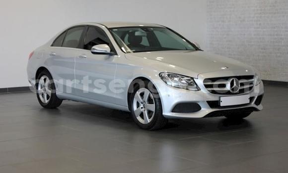 Acheter Occasion Voiture Mercedes‒Benz C–Class Blanc à Mbabane, Manzini Acheter Occasion Voiture Mercedes‒Benz C–Class Blanc à Mbabane, Manzini