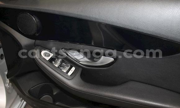 Acheter Occasion Voiture Mercedes‒Benz C–Class Blanc à Mbabane, Manzini Acheter Occasion Voiture Mercedes‒Benz C–Class Blanc à Mbabane, Manzini