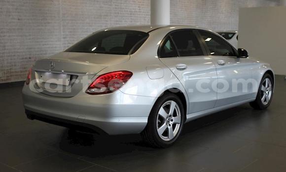 Acheter Occasion Voiture Mercedes‒Benz C–Class Blanc à Mbabane, Manzini Acheter Occasion Voiture Mercedes‒Benz C–Class Blanc à Mbabane, Manzini