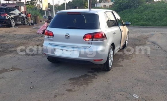 Nunua Ilio tumika Volkswagen Golf Silver Gari ndani ya Manzini nchini Manzini Nunua Ilio tumika Volkswagen Golf Silver Gari ndani ya Manzini nchini Manzini