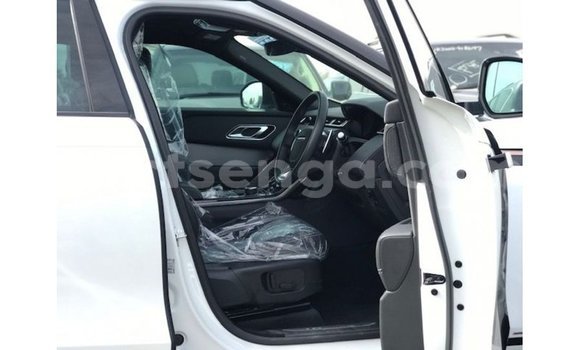 Acheter Import Voiture Land Rover Range Rover Blanc à Import - Dubai, Hhohho Acheter Import Voiture Land Rover Range Rover Blanc à Import - Dubai, Hhohho