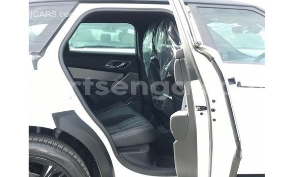 Acheter Import Voiture Land Rover Range Rover Blanc à Import - Dubai, Hhohho Acheter Import Voiture Land Rover Range Rover Blanc à Import - Dubai, Hhohho