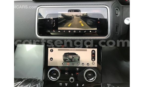 Acheter Import Voiture Land Rover Range Rover Blanc à Import - Dubai, Hhohho Acheter Import Voiture Land Rover Range Rover Blanc à Import - Dubai, Hhohho