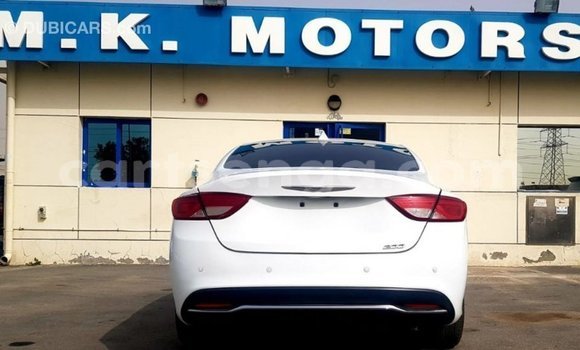 Buy Import Chrysler 200 White Car in Import - Dubai in Hhohho Buy Import Chrysler 200 White Car in Import - Dubai in Hhohho