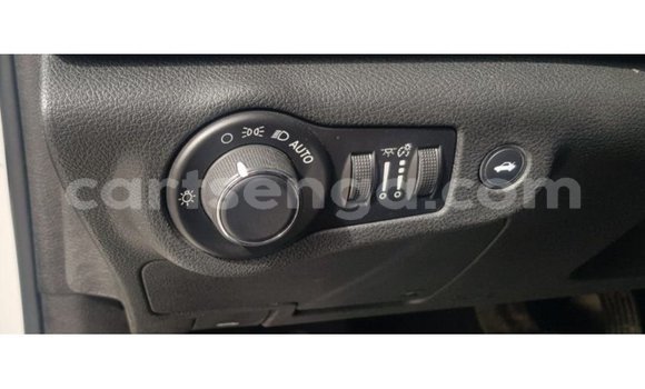 Buy Import Chrysler 200 White Car in Import - Dubai in Hhohho Buy Import Chrysler 200 White Car in Import - Dubai in Hhohho