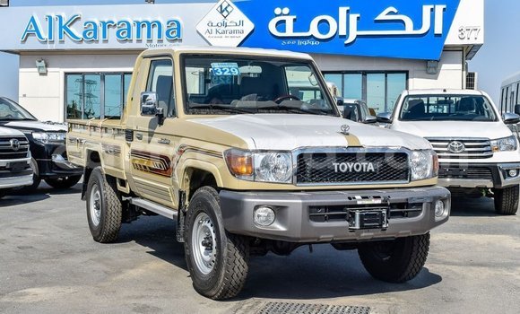 Buy Import Toyota Land Cruiser Beige Car in Import - Dubai in Hhohho Buy Import Toyota Land Cruiser Beige Car in Import - Dubai in Hhohho