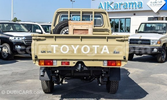 Buy Import Toyota Land Cruiser Beige Car in Import - Dubai in Hhohho Buy Import Toyota Land Cruiser Beige Car in Import - Dubai in Hhohho