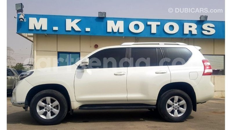 Big with watermark toyota land cruiser hhohho import dubai 16586