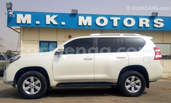 Buy Import Toyota Land Cruiser White Car in Import - Dubai in Hhohho Buy Import Toyota Land Cruiser White Car in Import - Dubai in Hhohho