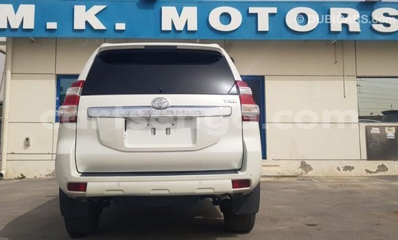 Buy Import Toyota Land Cruiser White Car in Import - Dubai in Hhohho Buy Import Toyota Land Cruiser White Car in Import - Dubai in Hhohho