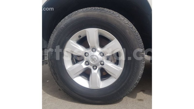 Big with watermark toyota land cruiser hhohho import dubai 16586