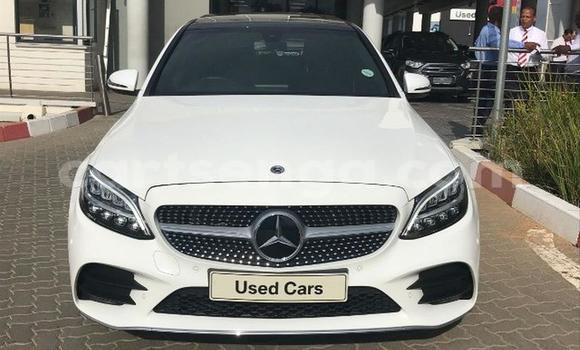 Acheter Occasion Voiture Mercedes‒Benz C–Class Blanc à Manzini, Manzini Acheter Occasion Voiture Mercedes‒Benz C–Class Blanc à Manzini, Manzini