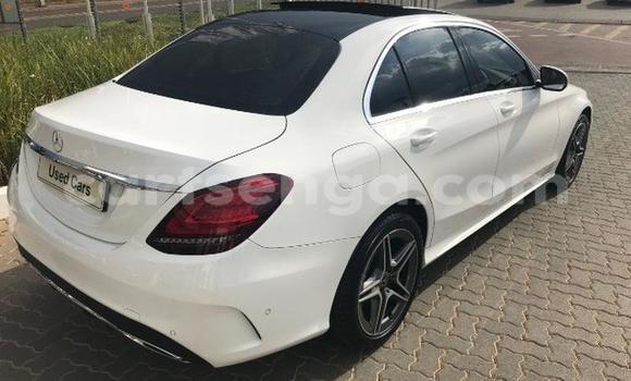 Acheter Occasion Voiture Mercedes‒Benz C–Class Blanc à Manzini, Manzini Acheter Occasion Voiture Mercedes‒Benz C–Class Blanc à Manzini, Manzini