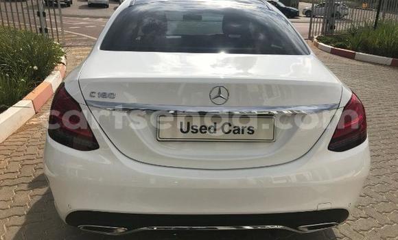 Acheter Occasion Voiture Mercedes‒Benz C–Class Blanc à Manzini, Manzini Acheter Occasion Voiture Mercedes‒Benz C–Class Blanc à Manzini, Manzini