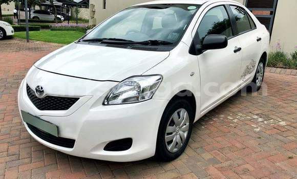 Acheter Occasion Voiture Toyota Yaris Blanc à Manzini, Manzini Acheter Occasion Voiture Toyota Yaris Blanc à Manzini, Manzini