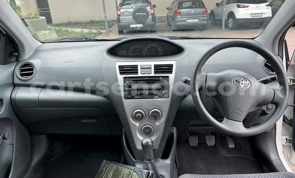 Acheter Occasion Voiture Toyota Yaris Blanc à Manzini, Manzini Acheter Occasion Voiture Toyota Yaris Blanc à Manzini, Manzini