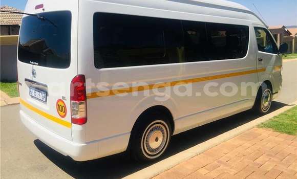 Buy Used Toyota Aqua White Car in Mbabane in Manzini Buy Used Toyota Aqua White Car in Mbabane in Manzini