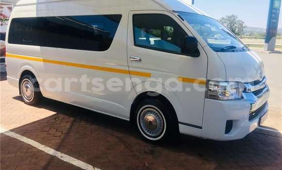 Buy Used Toyota Aqua White Car in Mbabane in Manzini Buy Used Toyota Aqua White Car in Mbabane in Manzini