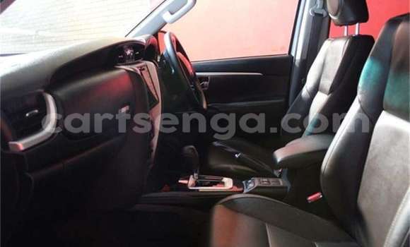 Buy Used Toyota Fortuner White Car in Mbabane in Manzini Buy Used Toyota Fortuner White Car in Mbabane in Manzini