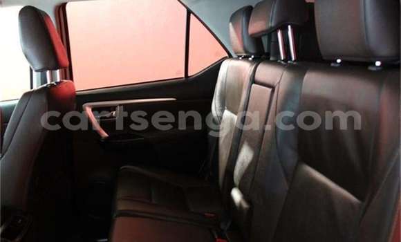 Buy Used Toyota Fortuner White Car in Mbabane in Manzini Buy Used Toyota Fortuner White Car in Mbabane in Manzini