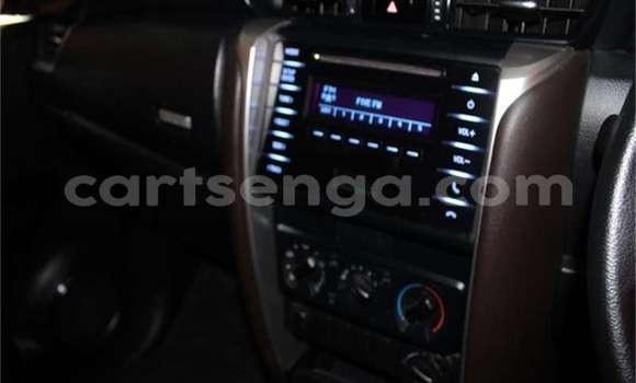 Buy Used Toyota Fortuner White Car in Mbabane in Manzini Buy Used Toyota Fortuner White Car in Mbabane in Manzini