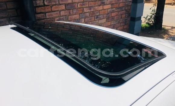 Nunua Ilio tumika BMW 1–Series White Gari ndani ya Manzini nchini Manzini Nunua Ilio tumika BMW 1–Series White Gari ndani ya Manzini nchini Manzini