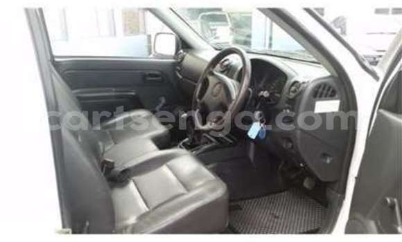 Buy Used Isuzu KB White Car in Bhunya in Manzini Buy Used Isuzu KB White Car in Bhunya in Manzini