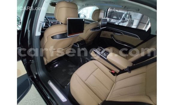 Nunua Imported Audi A8 Black Gari ndani ya Import - Dubai nchini Hhohho Nunua Imported Audi A8 Black Gari ndani ya Import - Dubai nchini Hhohho