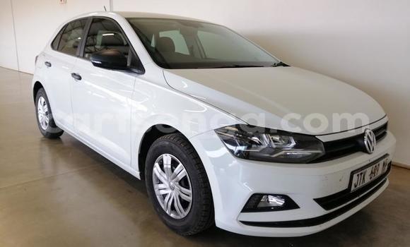 Nunua Ilio tumika Volkswagen Polo White Gari ndani ya Manzini nchini Manzini Nunua Ilio tumika Volkswagen Polo White Gari ndani ya Manzini nchini Manzini