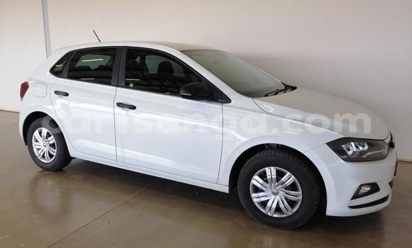 Nunua Ilio tumika Volkswagen Polo White Gari ndani ya Manzini nchini Manzini Nunua Ilio tumika Volkswagen Polo White Gari ndani ya Manzini nchini Manzini