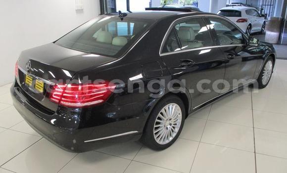 Acheter Occasion Voiture Mercedes‒Benz E–Class Noir à Manzini, Manzini Acheter Occasion Voiture Mercedes‒Benz E–Class Noir à Manzini, Manzini