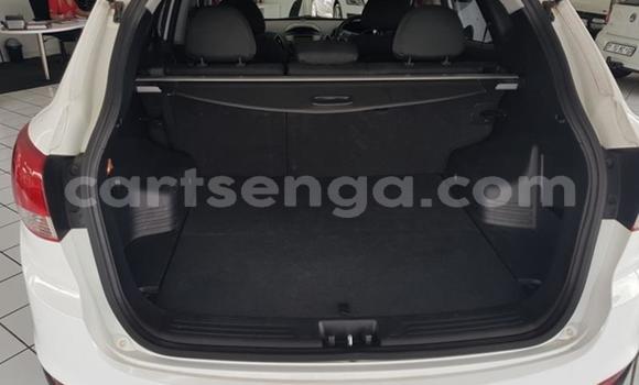 Acheter Occasion Voiture Hyundai ix35 Blanc à Big Bend, Lubombo Acheter Occasion Voiture Hyundai ix35 Blanc à Big Bend, Lubombo