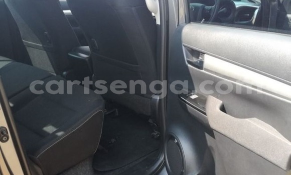 Buy Used Toyota Hilux Black Car in Hlatikulu in Shiselweni District Buy Used Toyota Hilux Black Car in Hlatikulu in Shiselweni District