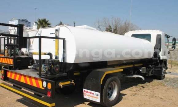 Buy Used Isuzu FTR 850 White Truck in Bhunya in Manzini Buy Used Isuzu FTR 850 White Truck in Bhunya in Manzini